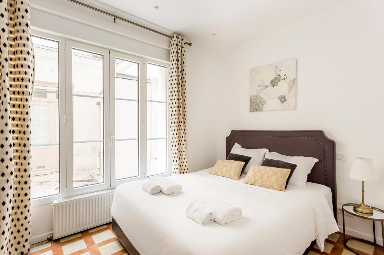 180 Suite Eden, Luxury Apt At Sacre Coeur Paris Bagian luar foto