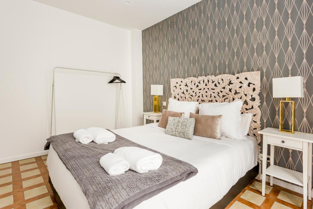 180 Suite Eden, Luxury Apt At Sacre Coeur Paris Bagian luar foto