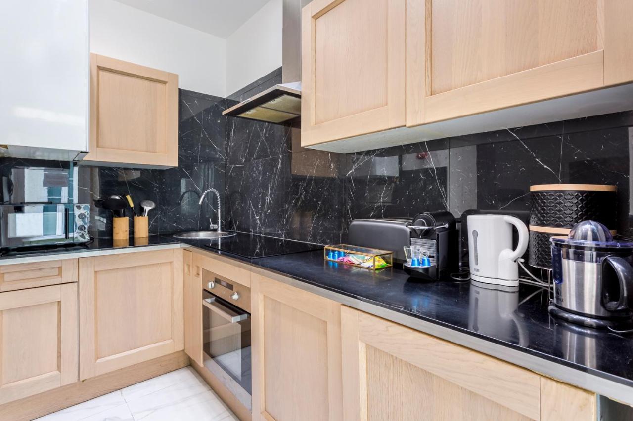 180 Suite Eden, Luxury Apt At Sacre Coeur Paris Bagian luar foto